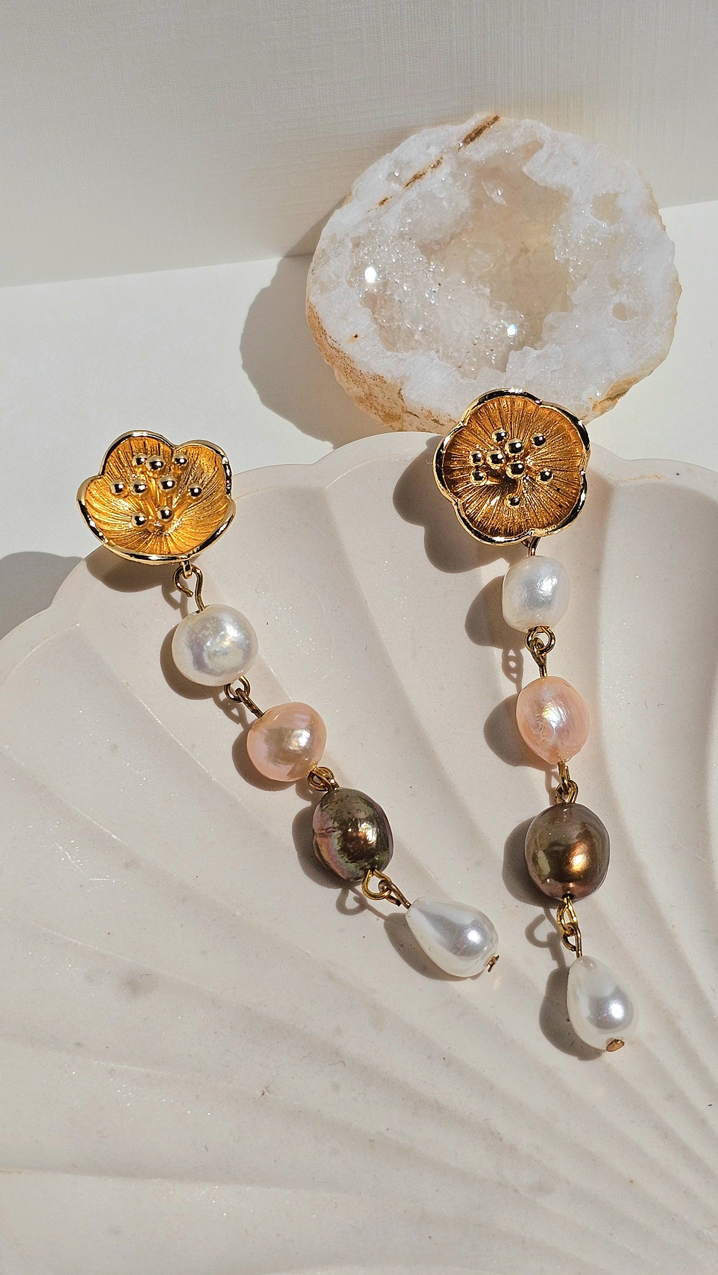 Aida ✦ Floral Stud Pearl Women's Earring, Bridal & Everyday Jewellery