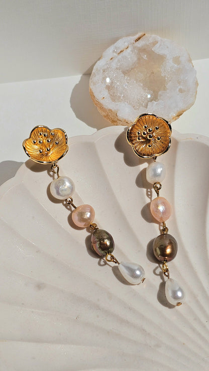 Aida ✦ Floral Stud Pearl Women's Earring, Bridal & Everyday Jewellery