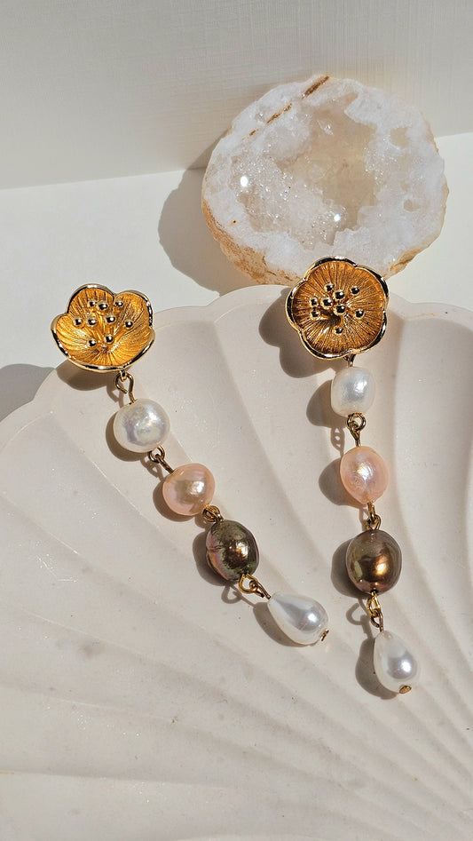 Aida ✦ Floral Stud Pearl Women's Earring, Bridal & Everyday Jewellery