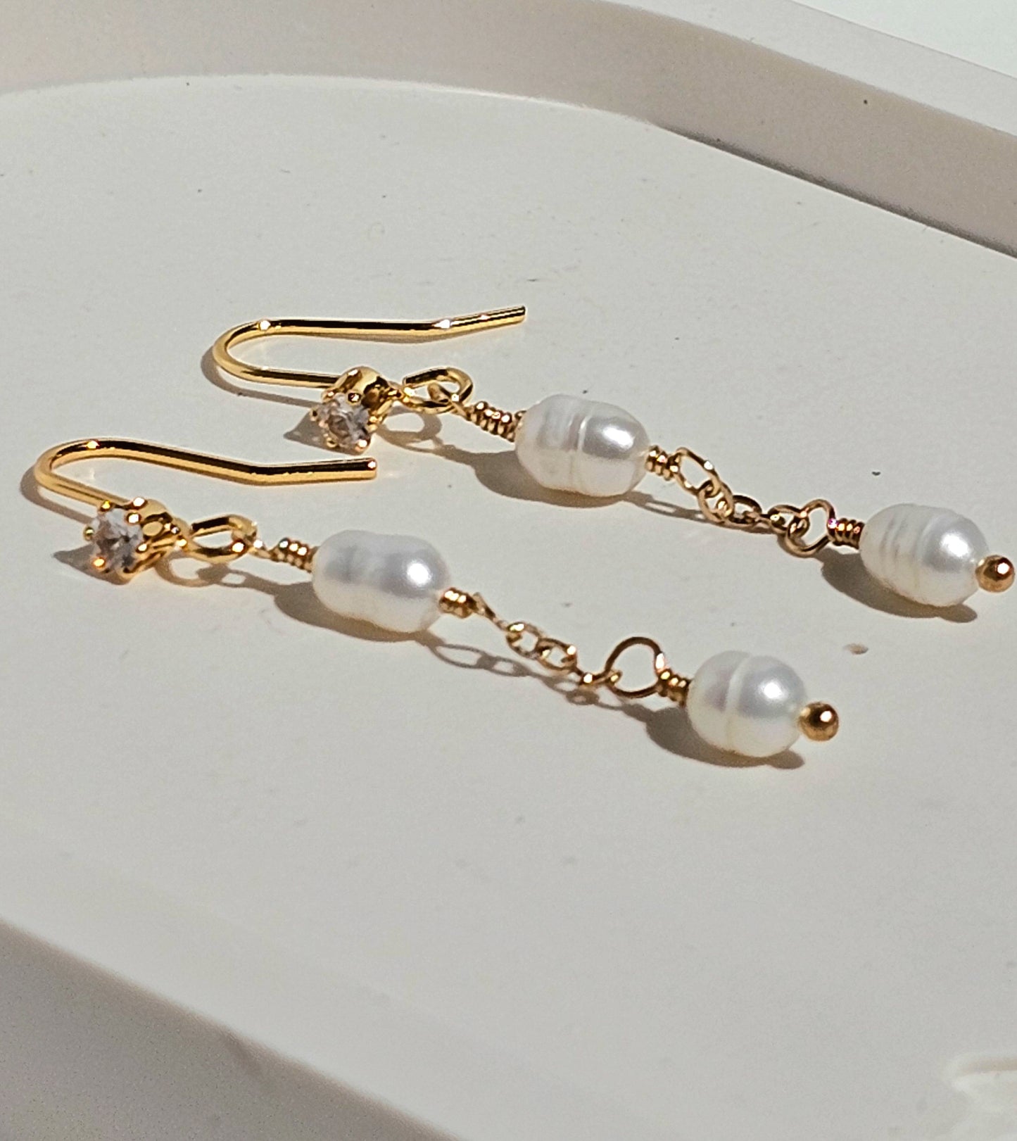 Lightweight, Stunning Freshwater Pearl Drop Earrings, Wedding and Bridal, Everyday Wear