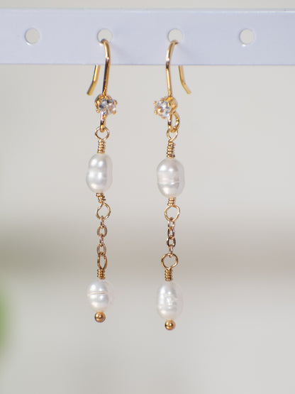Bridal Simplicity: Freshwater Pearl Bridal Drop Earrings