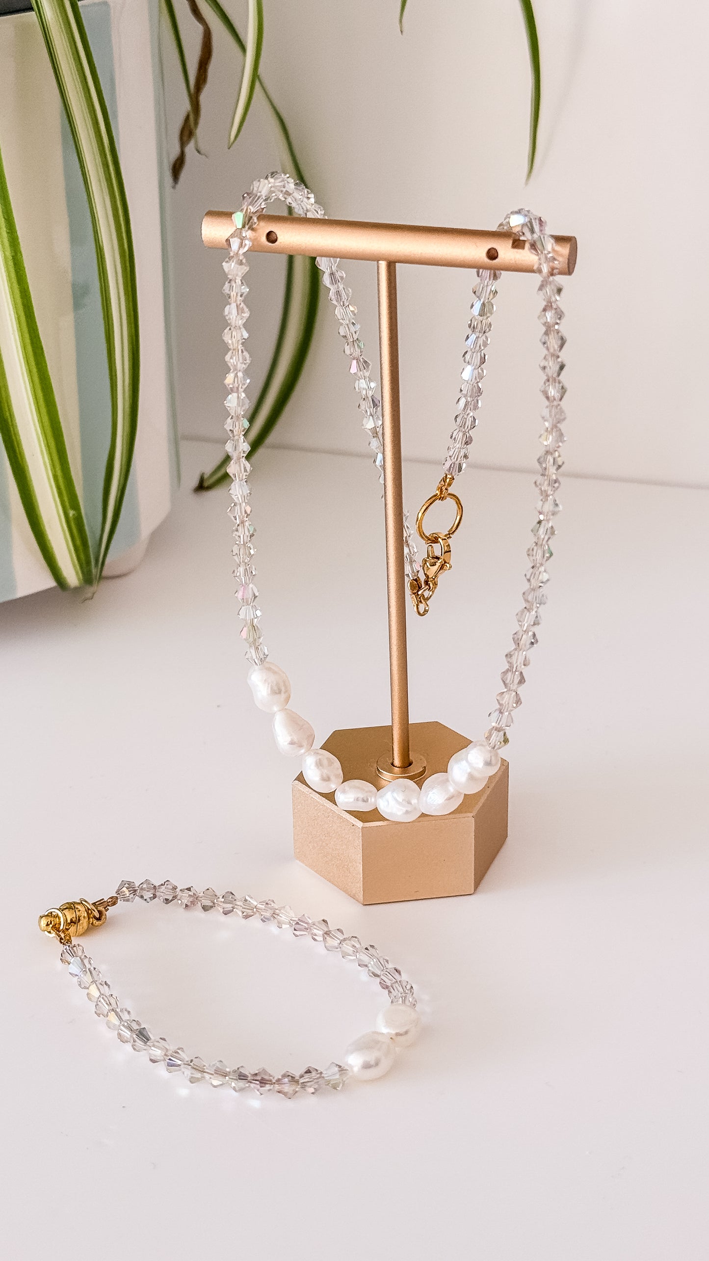 Bridal Shimmer Set - Necklace and Bracelet in 24k Gold Plated Sterling Steel & Glass